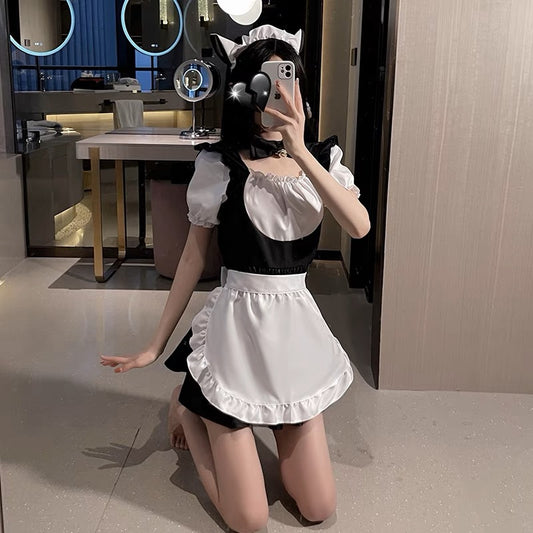 Classic Style Maid