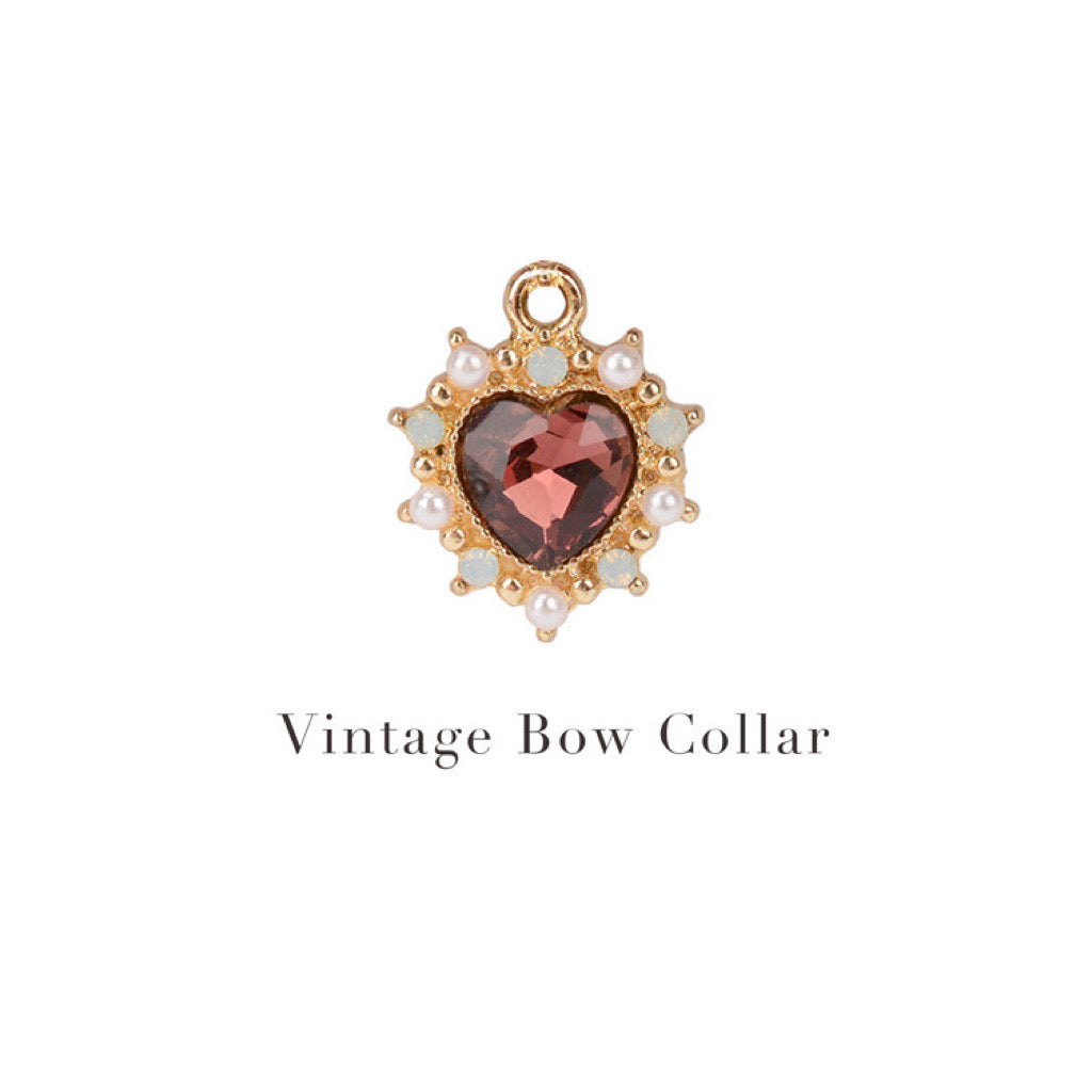 Vintage Bow Collar
